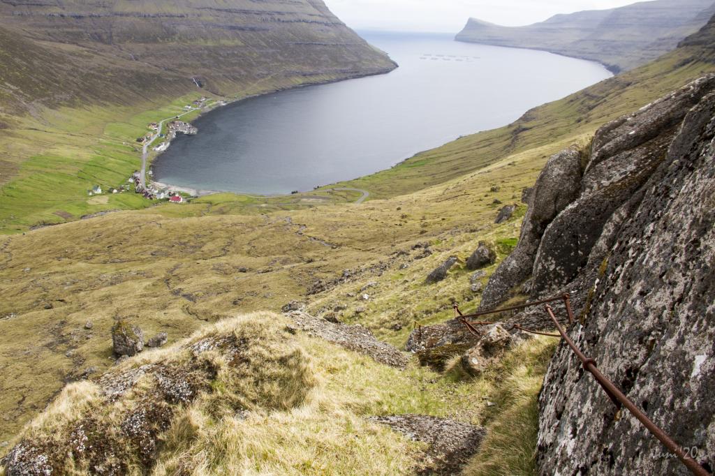 Villagepath-between-Árnafjørður-Toftaskarð-Katlarnir-Áarskarð-Árnafjørður