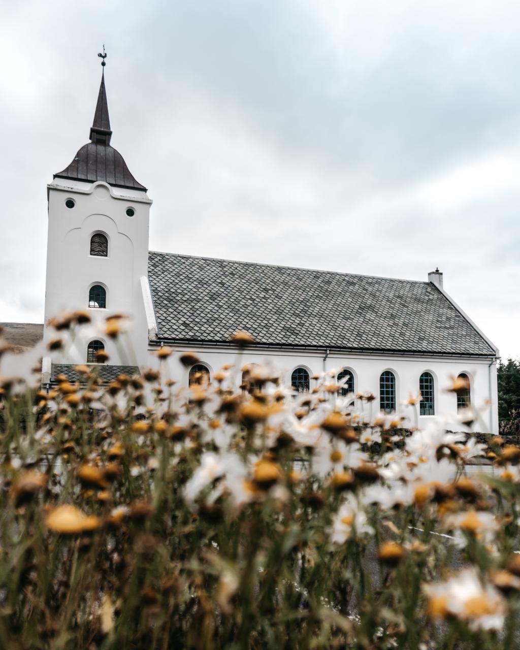 The Church of Miðvágur