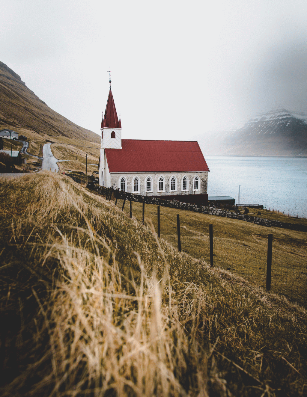 CHURCH of HÚSAR